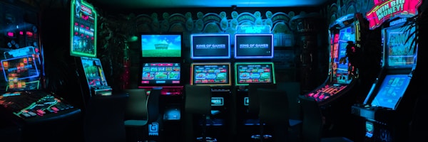 雷火竞技门户首页大厅展示 - 现代化电竞门户界面